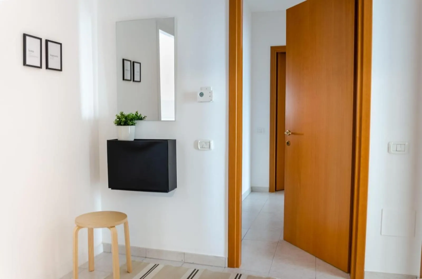 Apartment Metropolitan Home Gonin Milan Italy